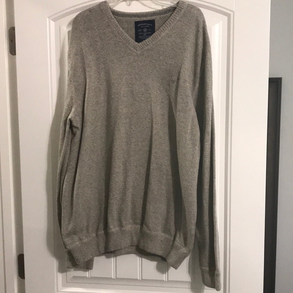 American Eagle Men’s Sweater